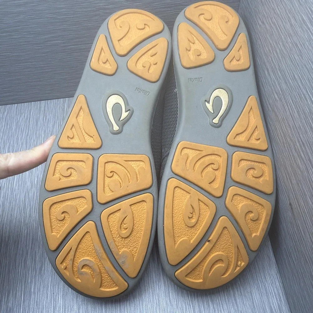 Olukai Nohea Mesh Slip‎ On Shoes Men's 9.5 Gray Casual Comfort Loafers
